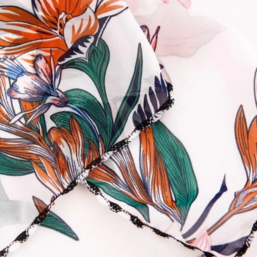 Gorgeous Floral Facemask & Scarf Adjustable Ear Strips 4 A Comfortable Fit